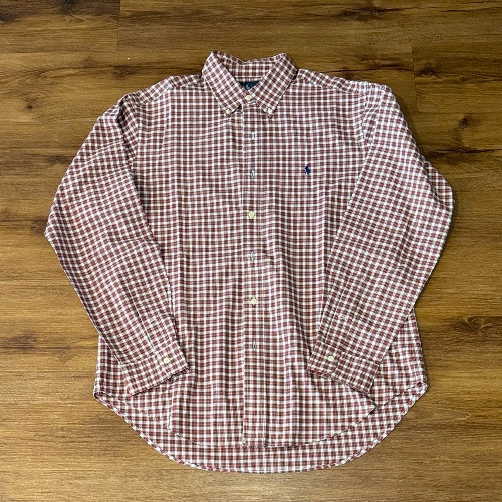 Polo by Ralph Lauren Men's Red and White Classic Fit Checkered Shirt. Size L